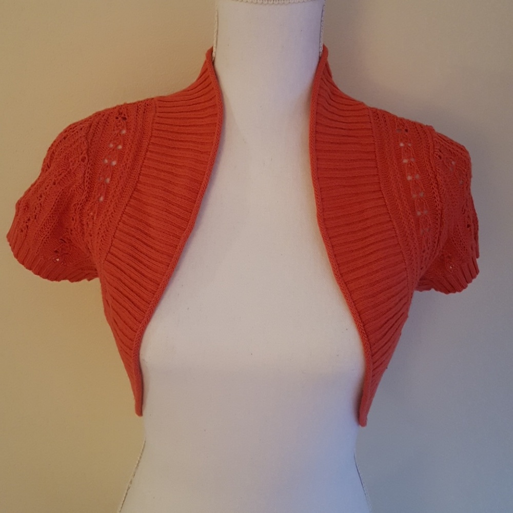 Arizona Jeans coral bolero sweater